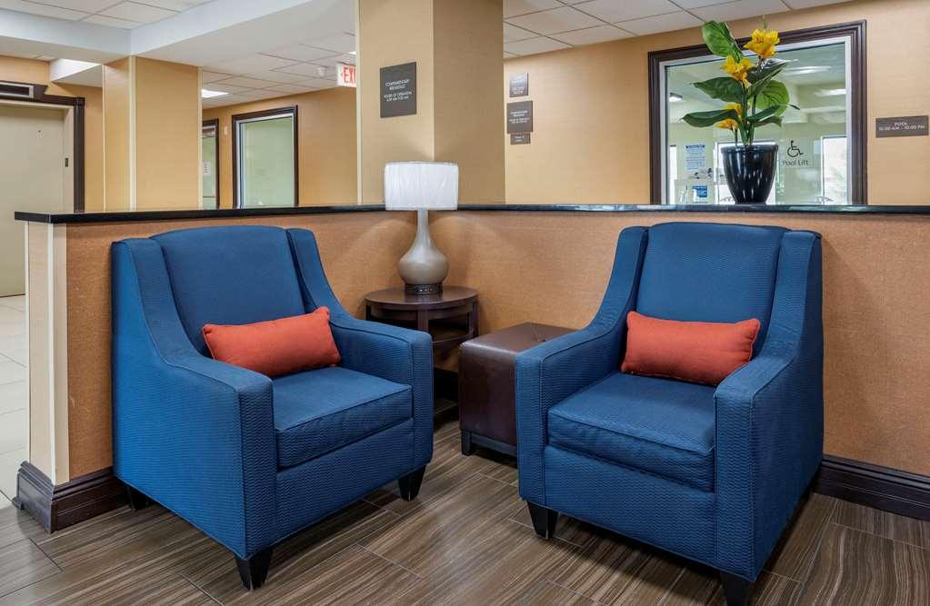 Comfort Inn East Индианаполис Интерьер фото